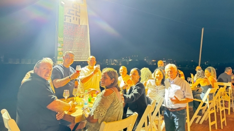 מאות חגגו בפסטיבל היין של אופקים: